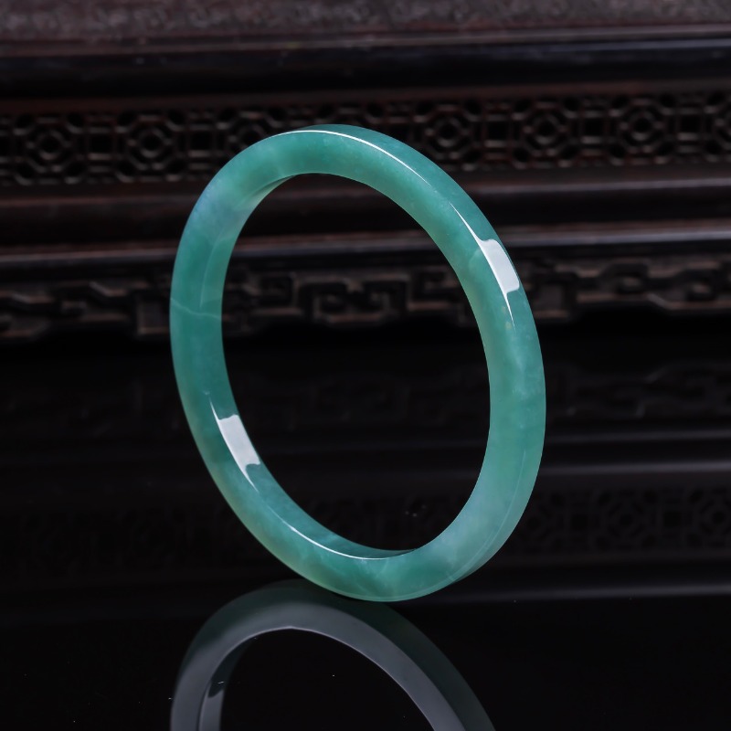 سوار من الزمرد الطبيعي البورمي - مراجعة Bracelets وسعره